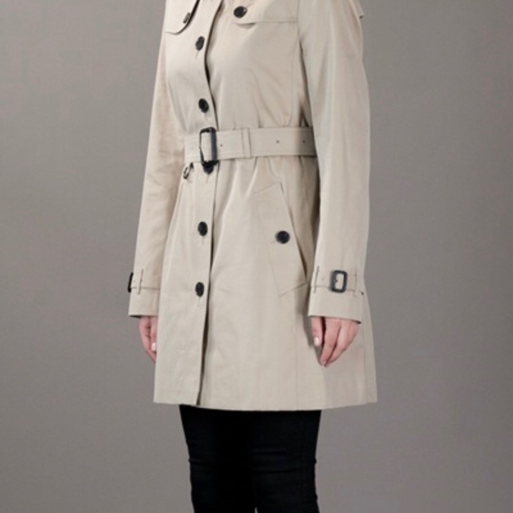 Burberry London leamington trench coat